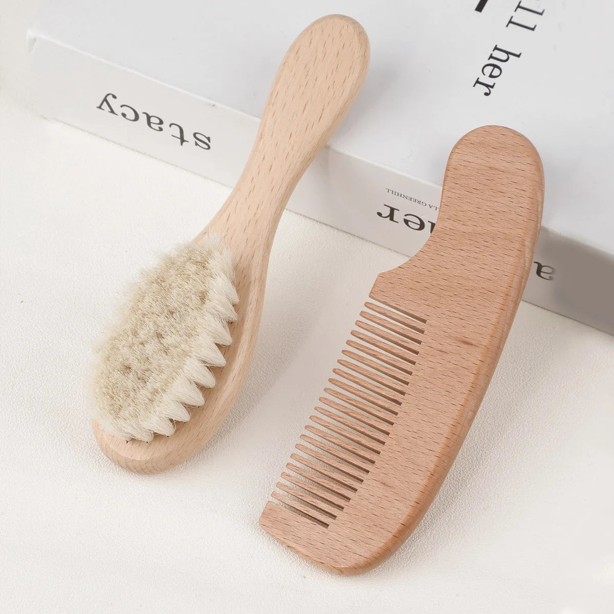 Kit brosse bébé & peigne – bois naturel, dès la naissance | Atelier Bébé